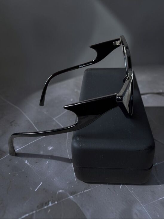 Adam Selman x Le Specs The Prowler Black Cat Eye Sunglasses Case 1821122 main image 6